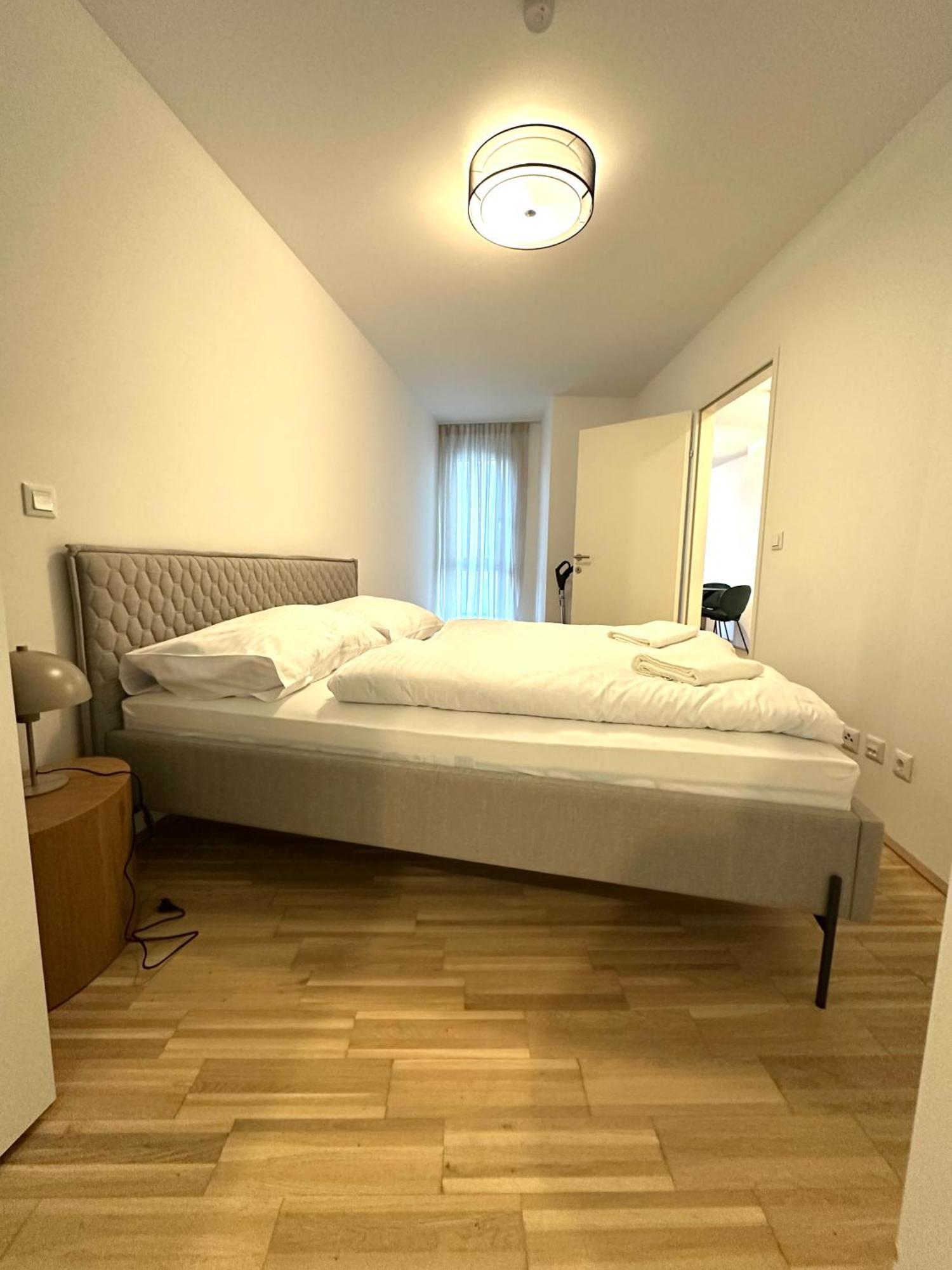Coho City Apartments Mit Hauseigener Tiefgarage Viena Exterior foto