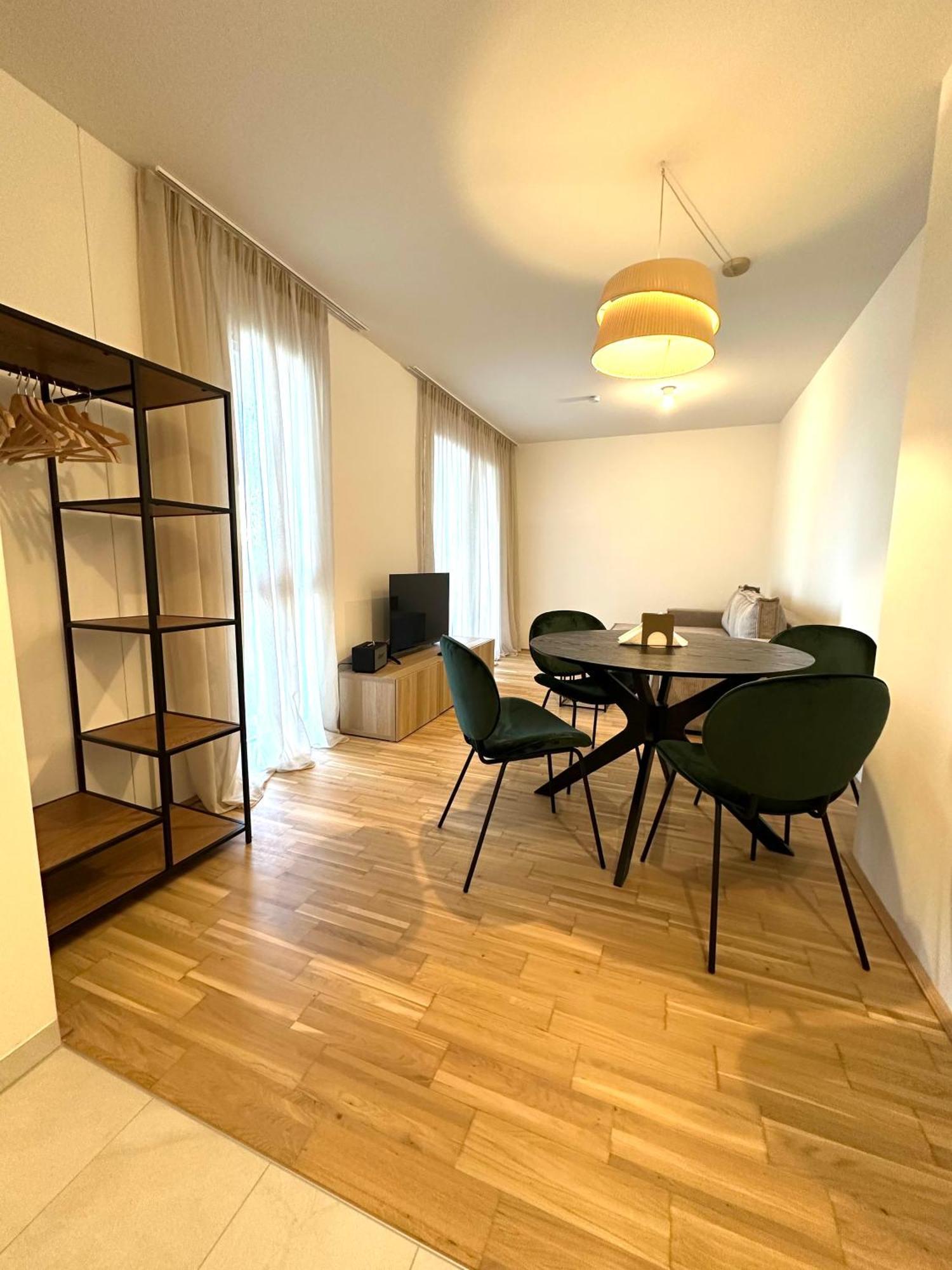 Coho City Apartments Mit Hauseigener Tiefgarage Viena Exterior foto
