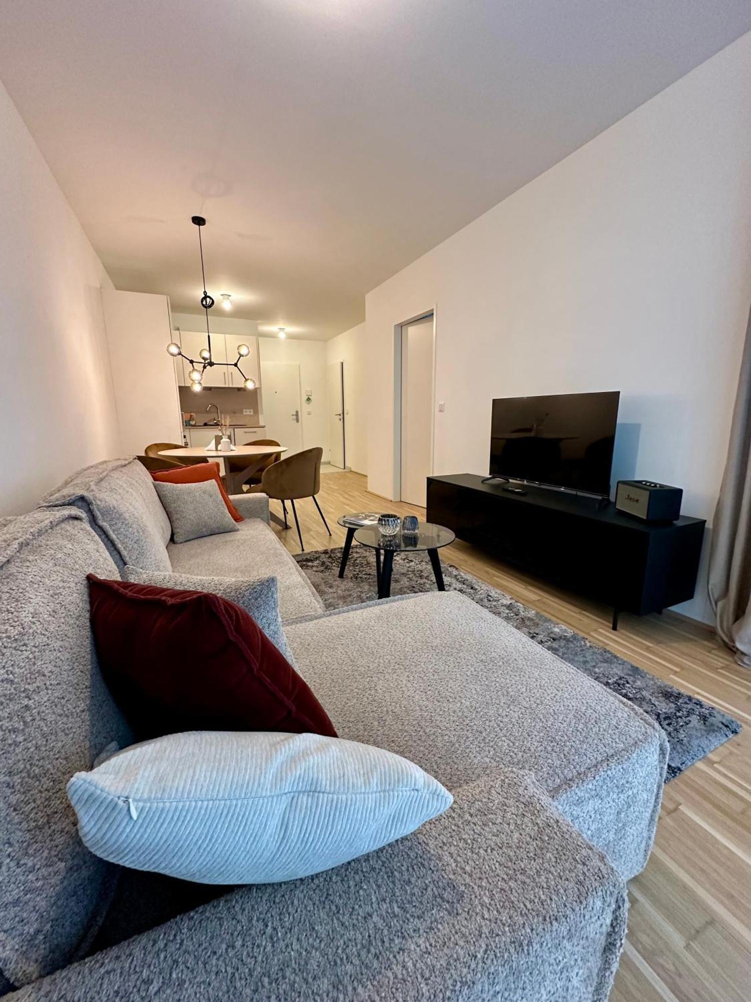 Coho City Apartments Mit Hauseigener Tiefgarage Viena Exterior foto